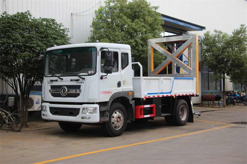 東風(fēng)多利卡D9防撞緩沖車進口包